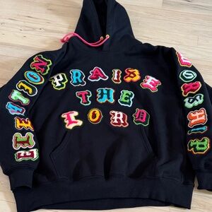 Elevation Worship Praise the Lord Patch Hoodie Sweatshirt in black-XL